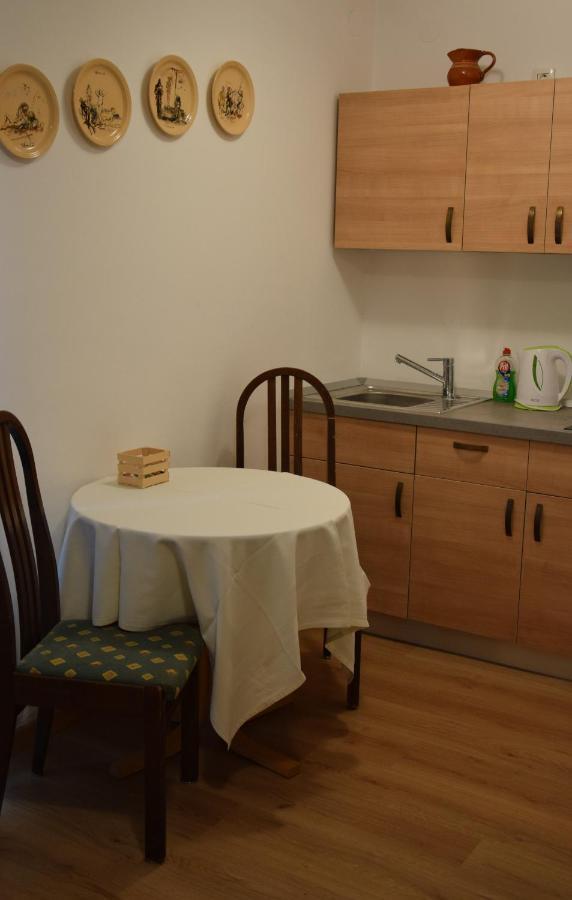 Rooms Ribnikar 포스토이나 외부 사진